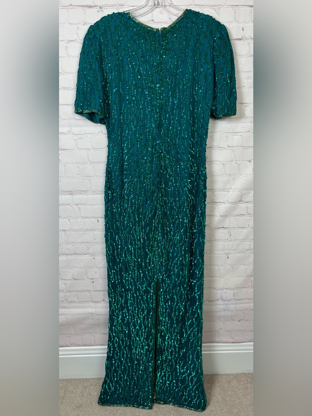 Laurence Kazar New York Emerald Green Silk Dress with Beading and Sequins - Picture 6 of 11